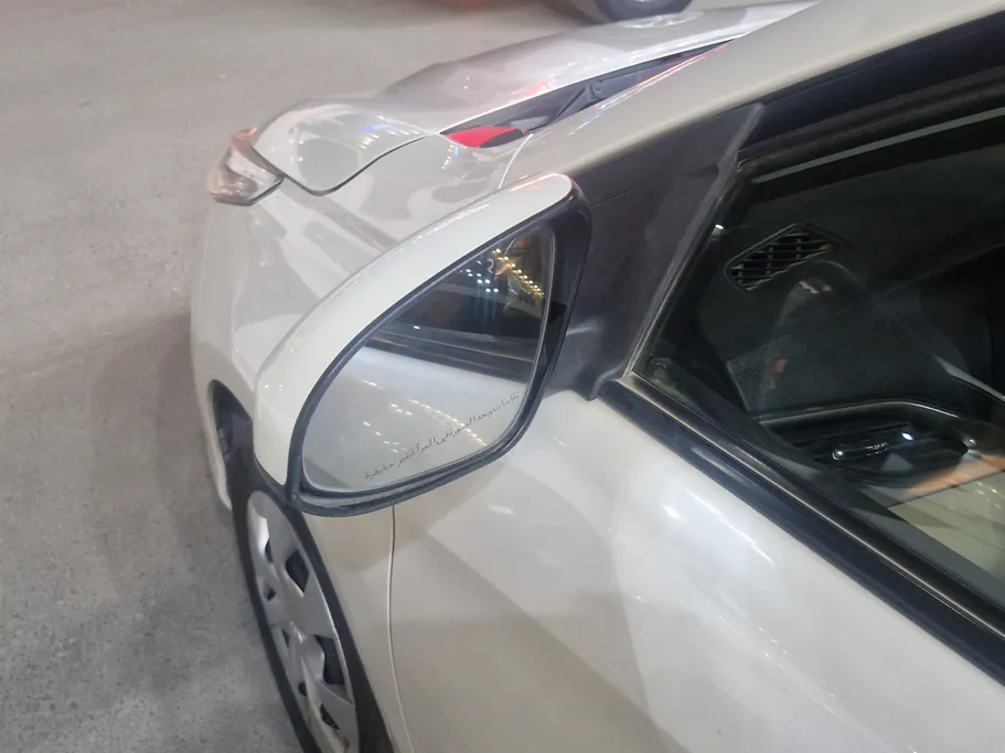 2019 Toyota Yaris  Y 