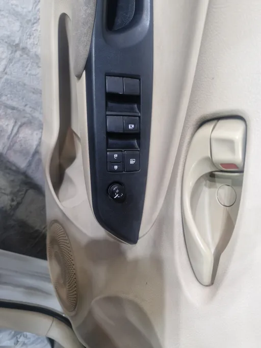 2019 Toyota Yaris  Y 