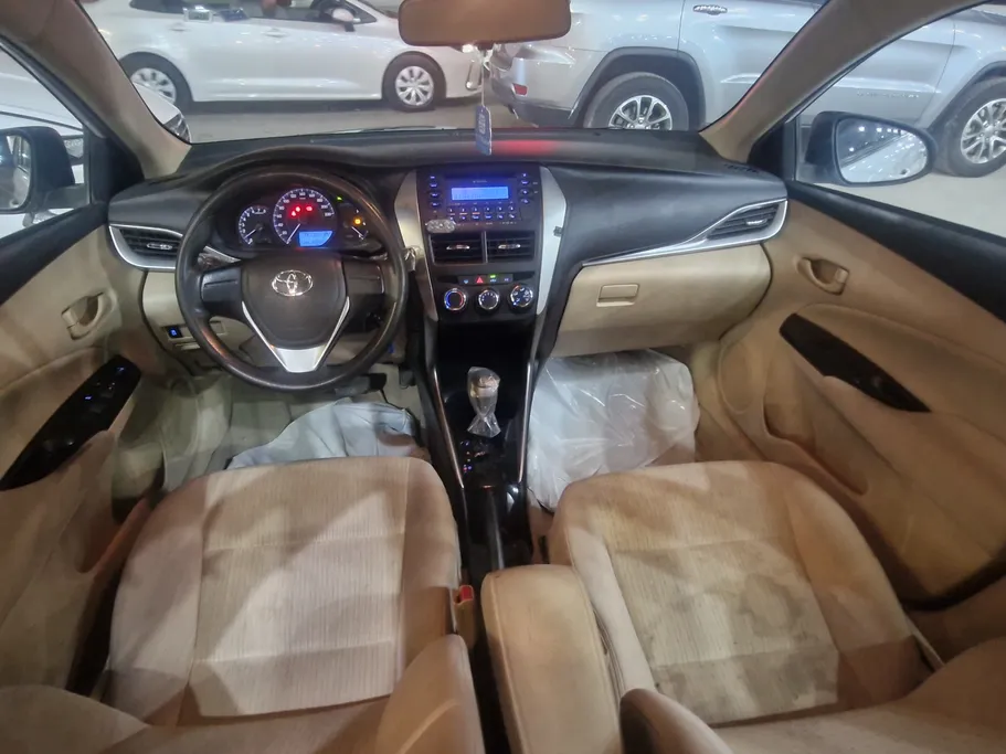 2019 Toyota Yaris  Y 