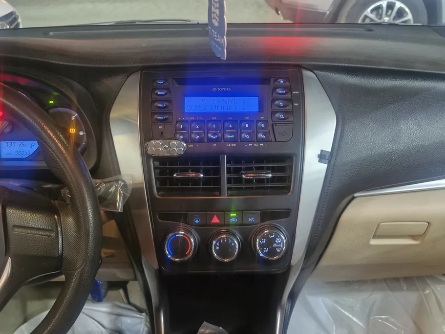 2019 Toyota Yaris  Y 