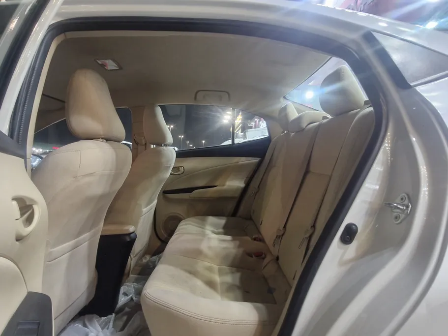 2019 Toyota Yaris  Y 