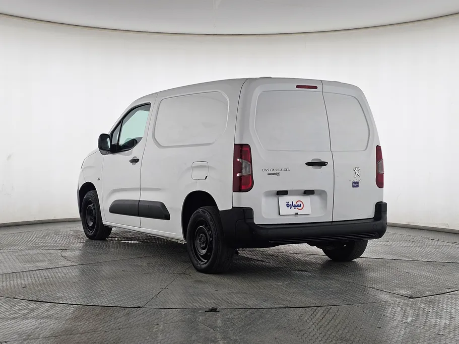 بيجو بارتنر Short van 2022 