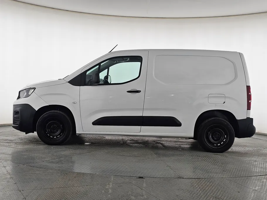 بيجو بارتنر Short van 2022 