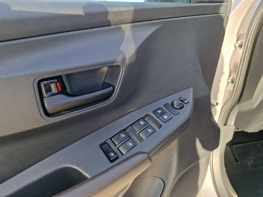 تويوتا يارس Y 2023 