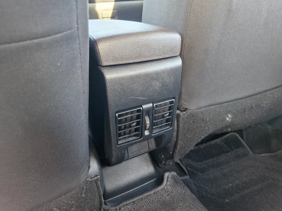 تويوتا يارس Y 2023 