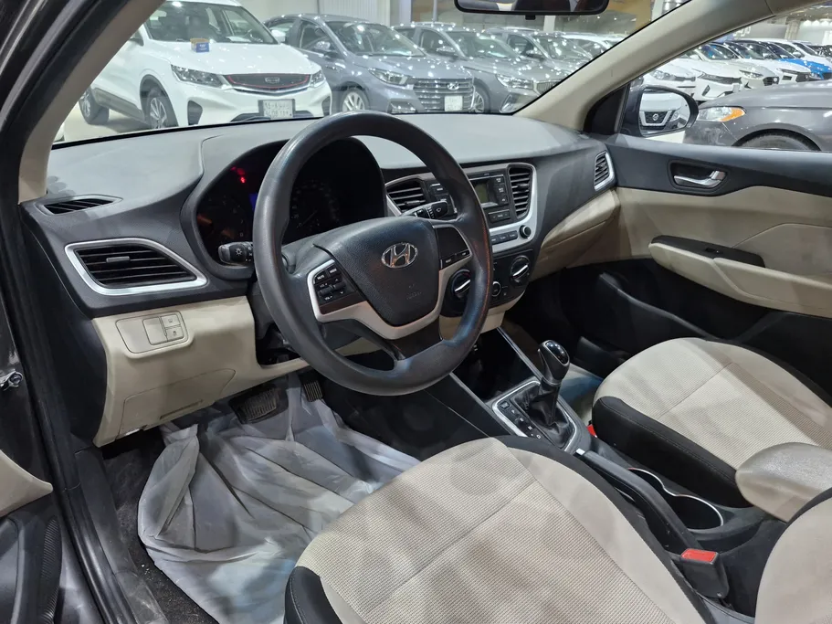 2023 Hyundai Accent Fleet 