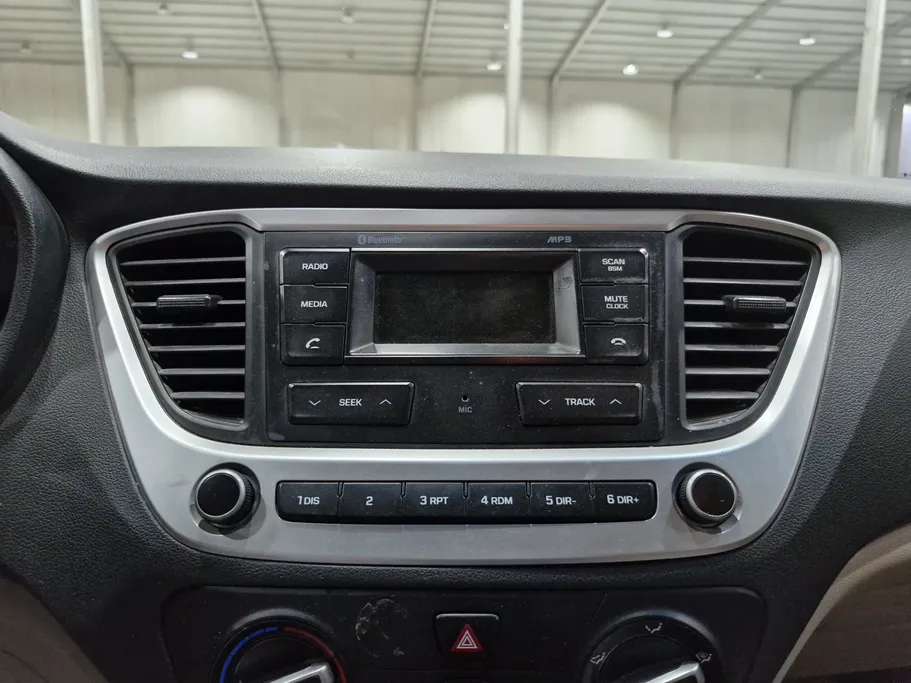 2023 Hyundai Accent Fleet 