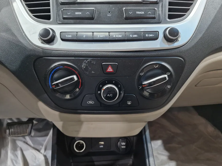 2023 Hyundai Accent Fleet 