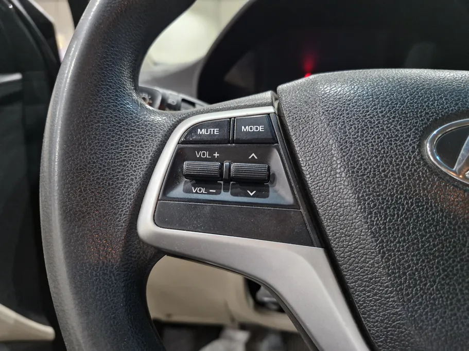 2023 Hyundai Accent Fleet 