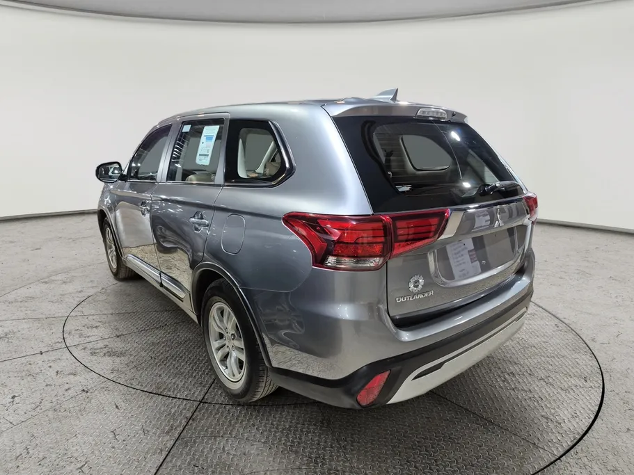 ميتسوبيشي اوتلاندر CLS 2020 