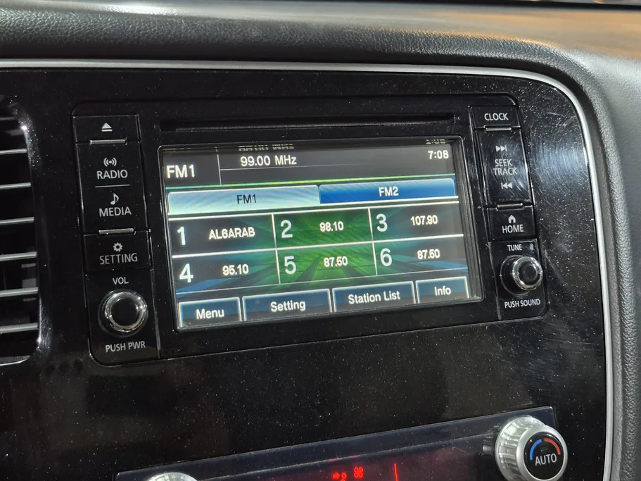 ميتسوبيشي اوتلاندر CLS 2020 