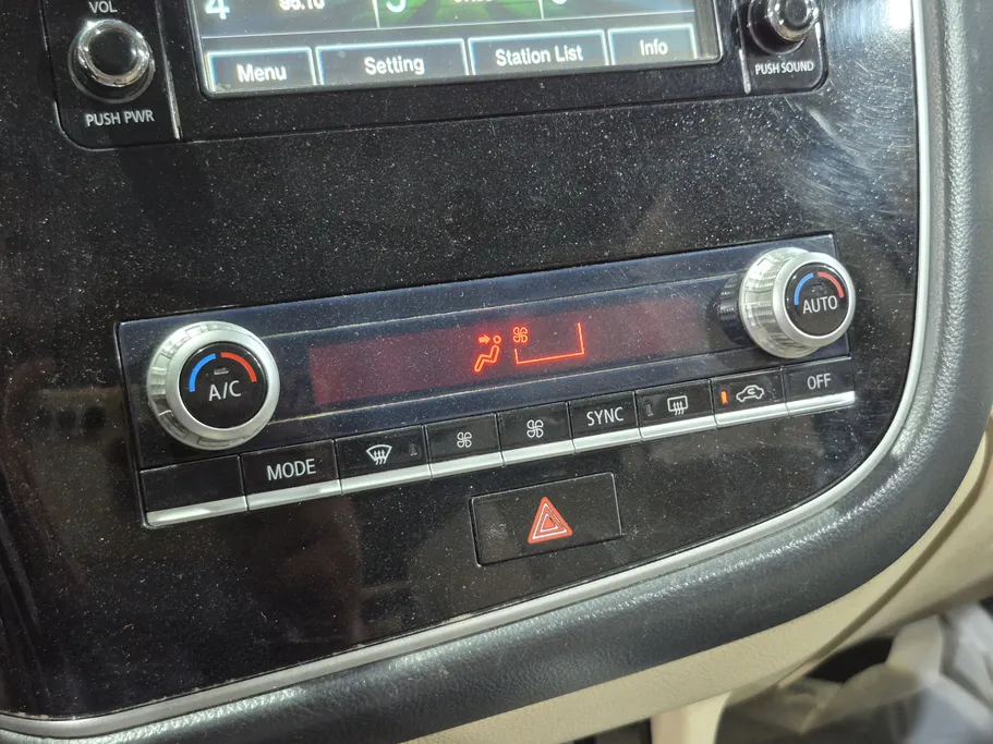 ميتسوبيشي اوتلاندر CLS 2020 