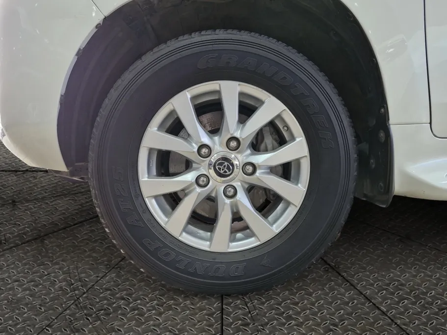 2019 Toyota Land Cruiser EXR 