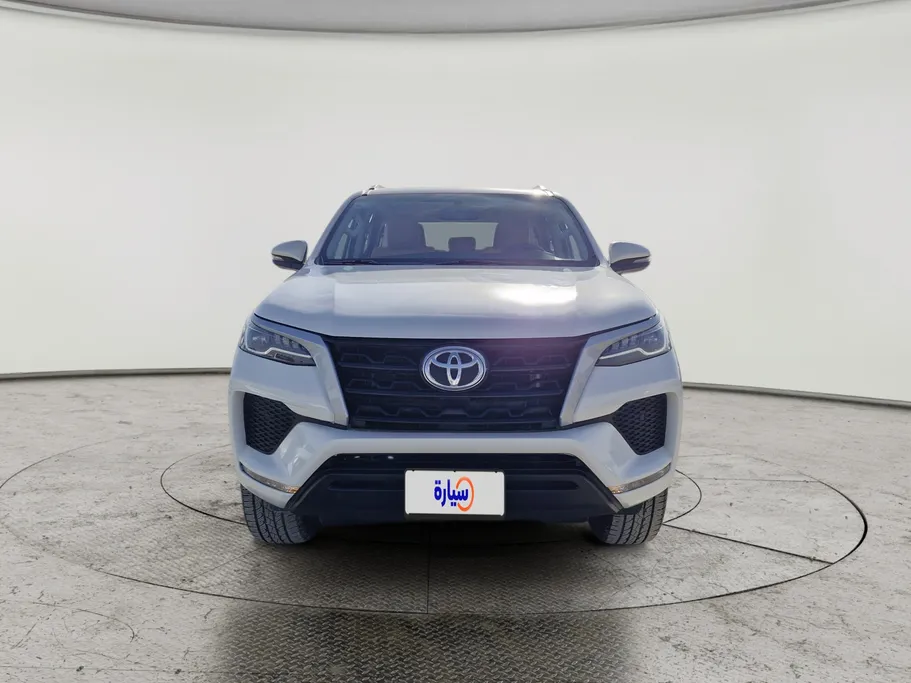 تويوتا فورتشنر GX 2022 