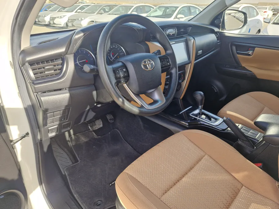 تويوتا فورتشنر GX 2022 