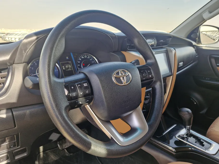 تويوتا فورتشنر GX 2022 