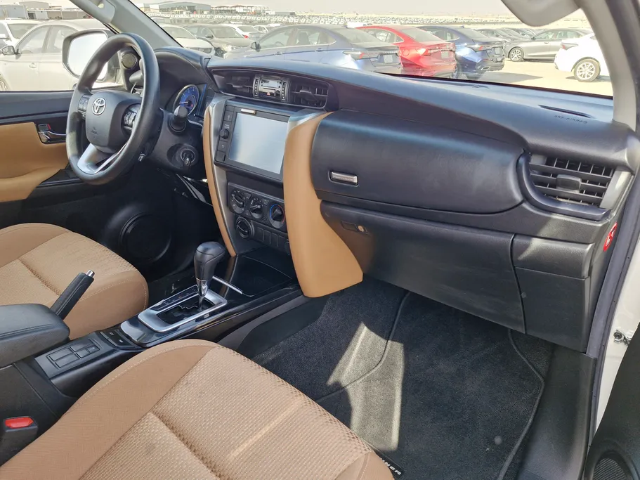 تويوتا فورتشنر GX 2022 