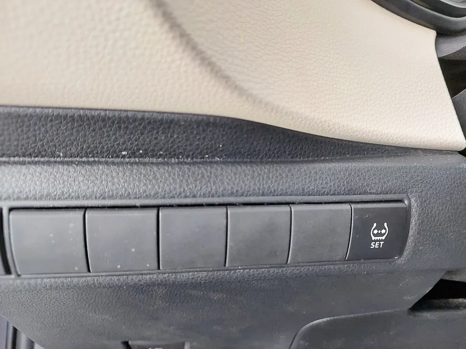 2024 Toyota Corolla XLI 