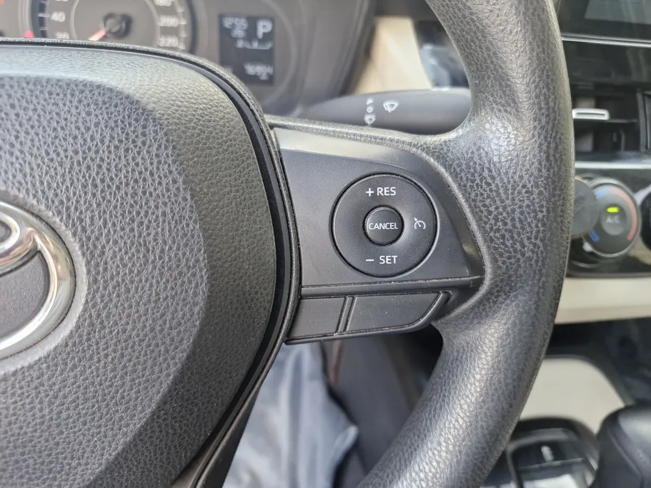 تويوتا كورولا XLI 2024 