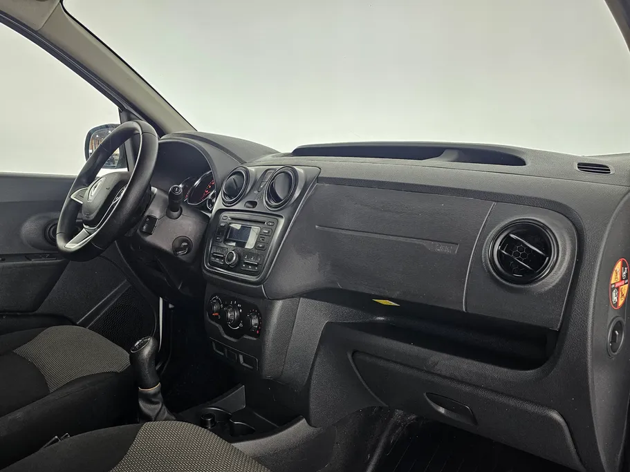 2022 Renault Docker Van بضاعة 