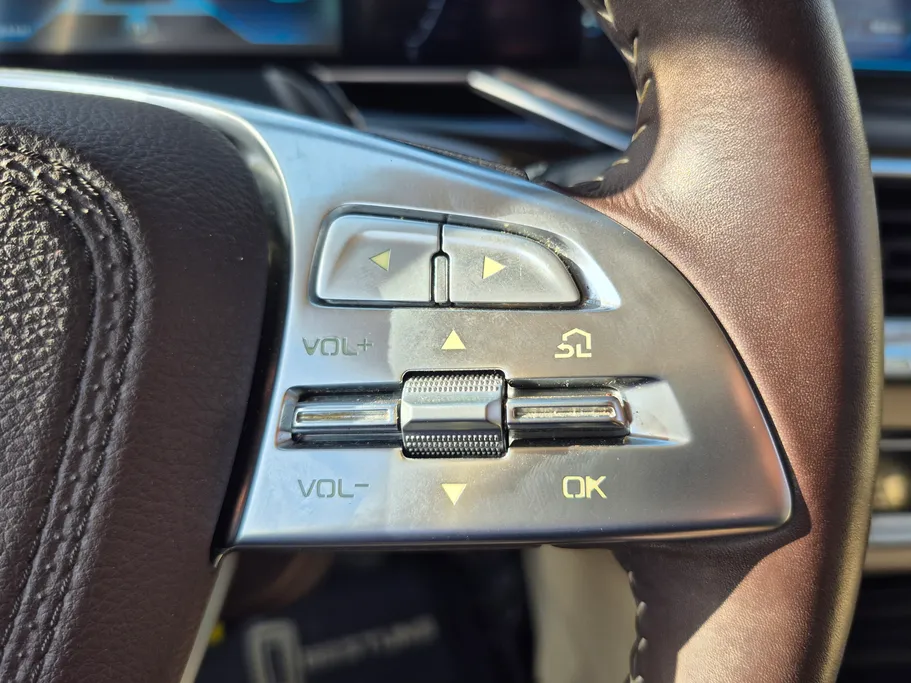 2023 FAW Bestune T77  