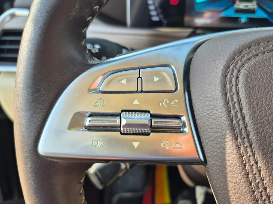 2023 FAW Bestune T77  