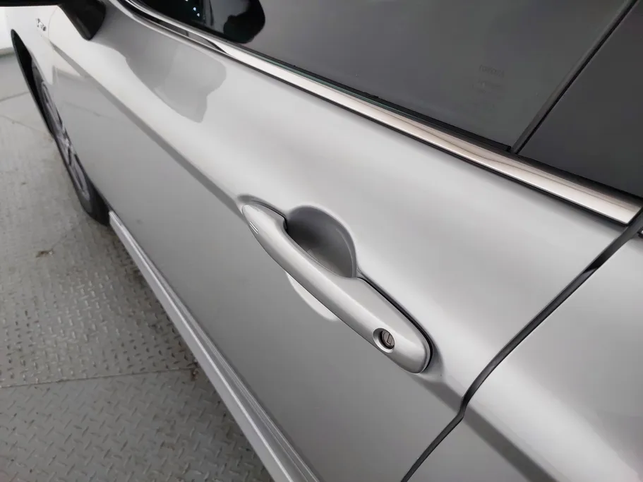 2025 Toyota Camry  E HEV 