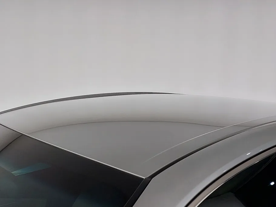 2025 Toyota Camry  E HEV 