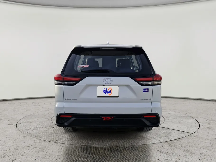 2024 Toyota Innova GL HEV 