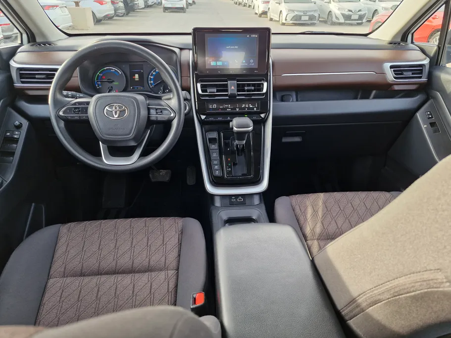 2024 Toyota Innova GL HEV 