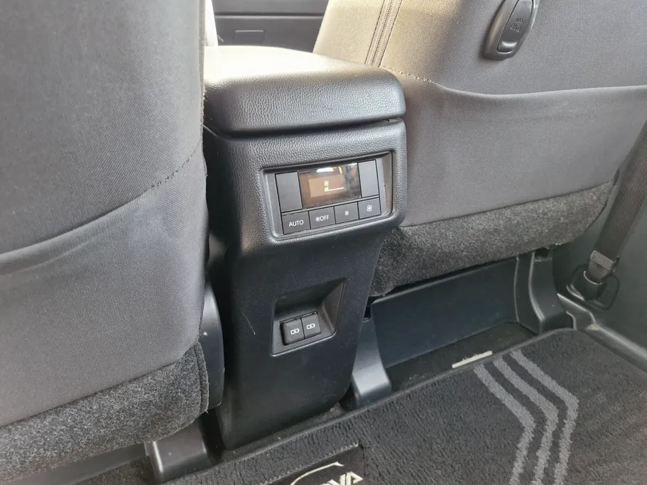 2024 Toyota Innova GL HEV 