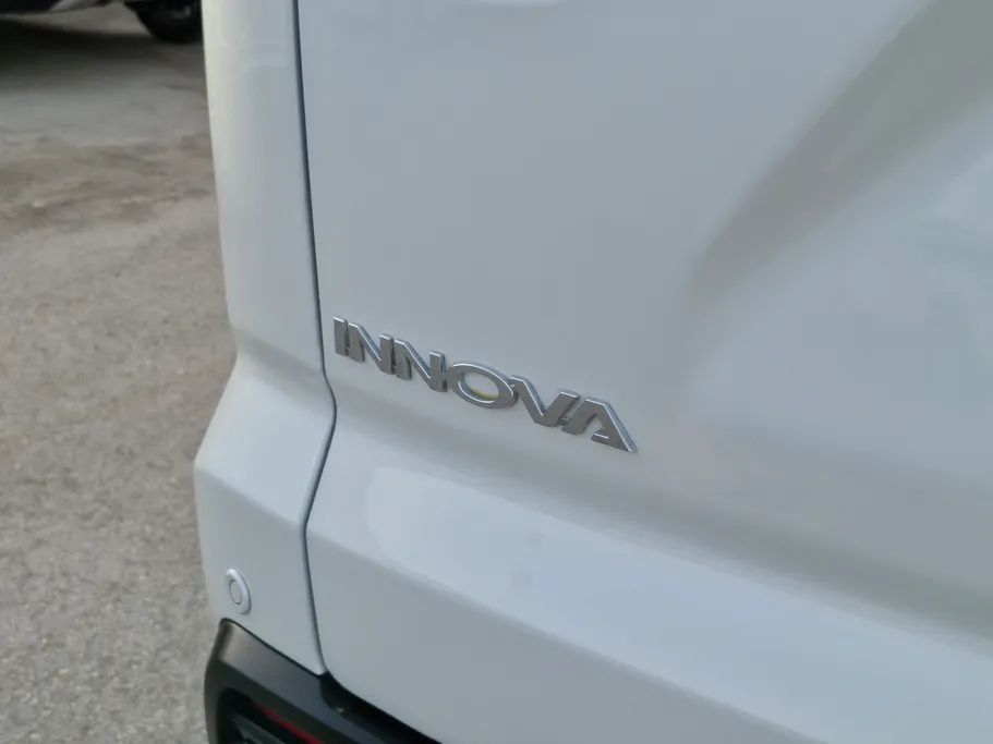 2024 Toyota Innova GL HEV 