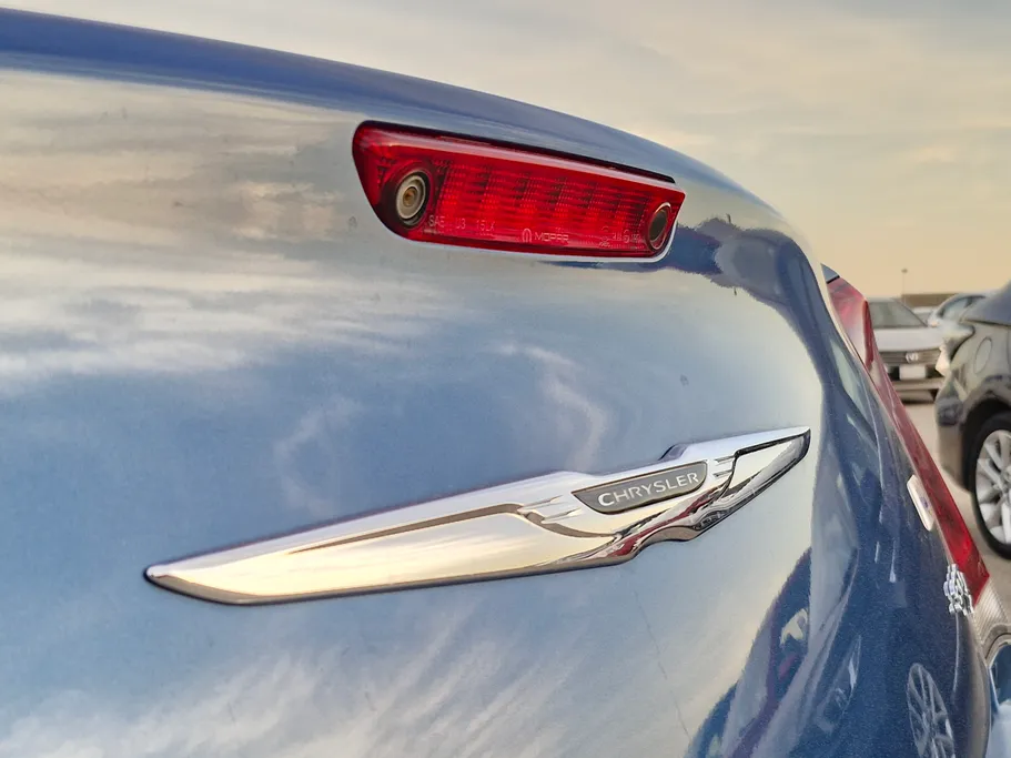 كرايسلر 300 S 2021 