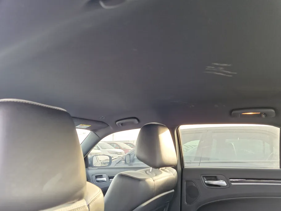 كرايسلر 300 S 2021 