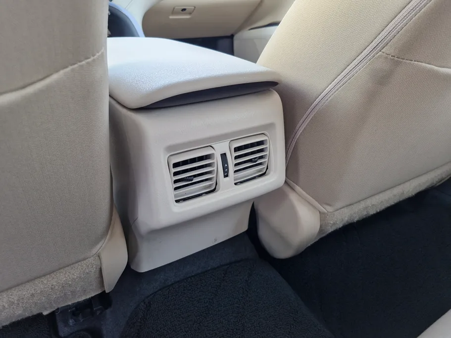 2022 Toyota Camry  LE HEV 