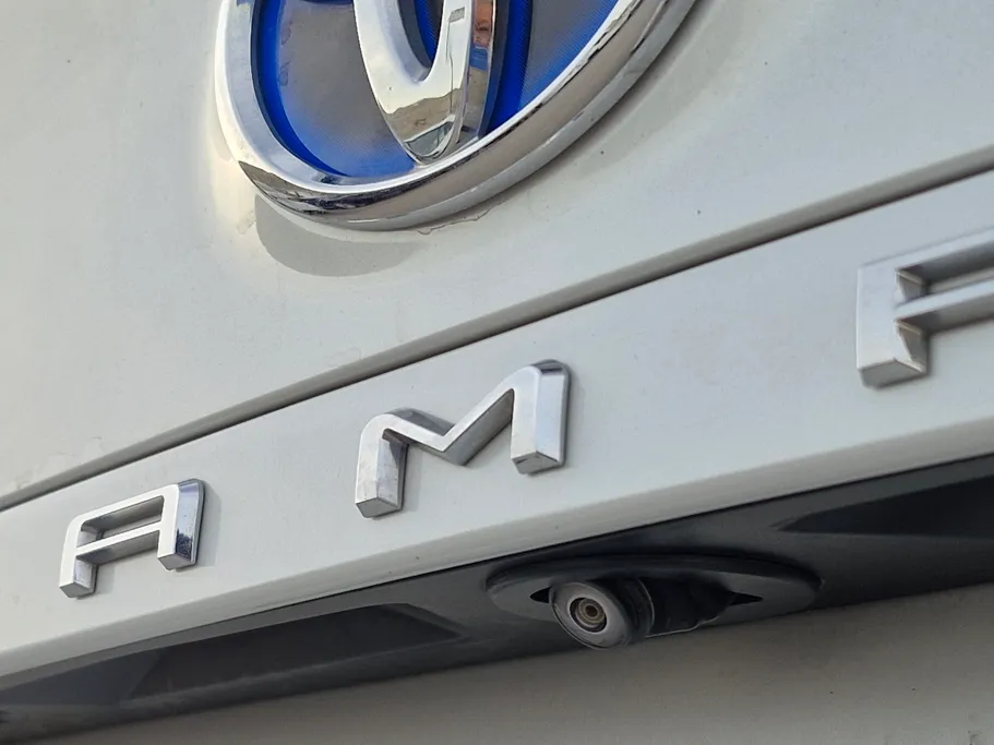 2022 Toyota Camry  LE HEV 