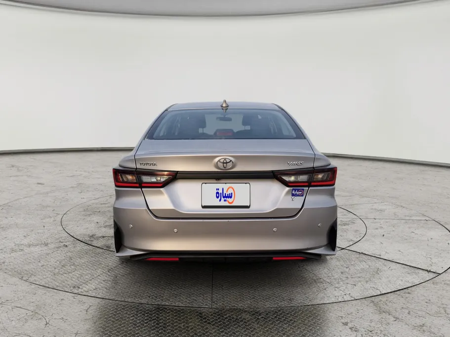 تويوتا يارس Y 2023 