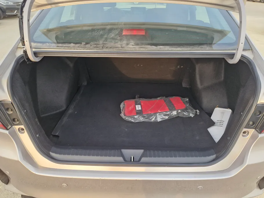 تويوتا يارس Y 2023 