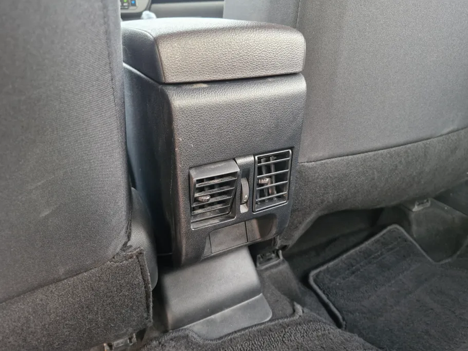 تويوتا يارس Y 2023 