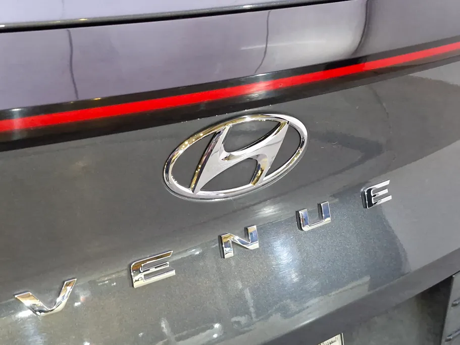 2024 Hyundai Venue Smart 