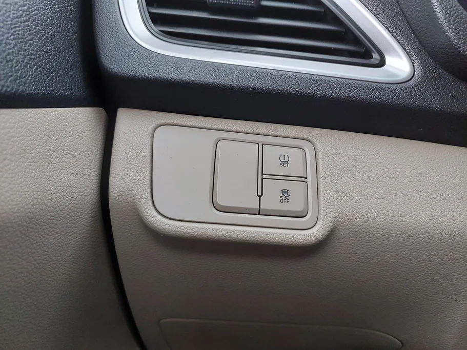 2023 Hyundai Accent Smart 