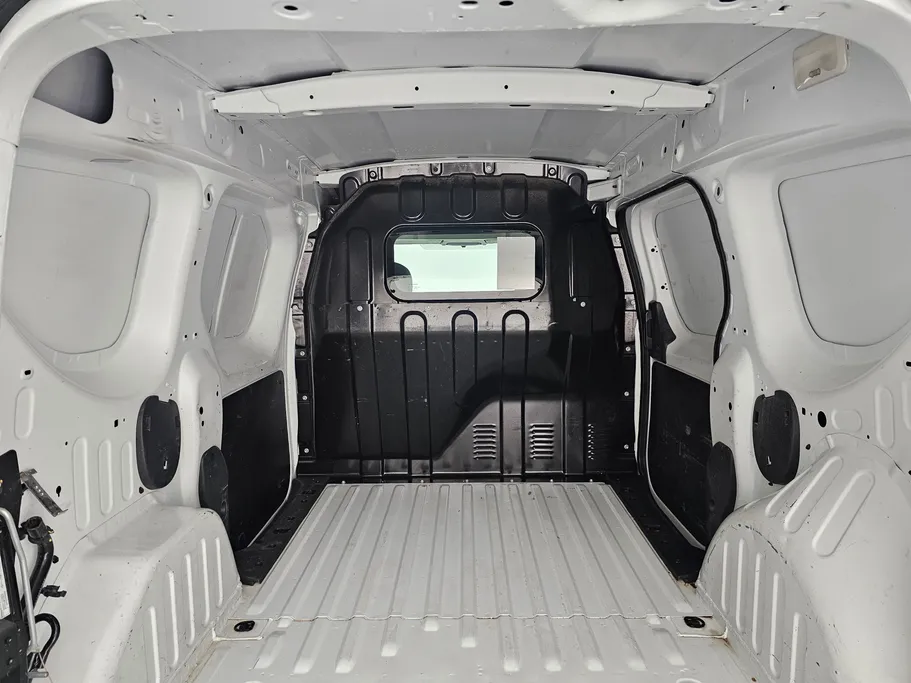 2022 Renault Docker Van بضاعة 