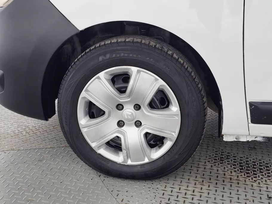 2022 Renault Docker Van بضاعة 