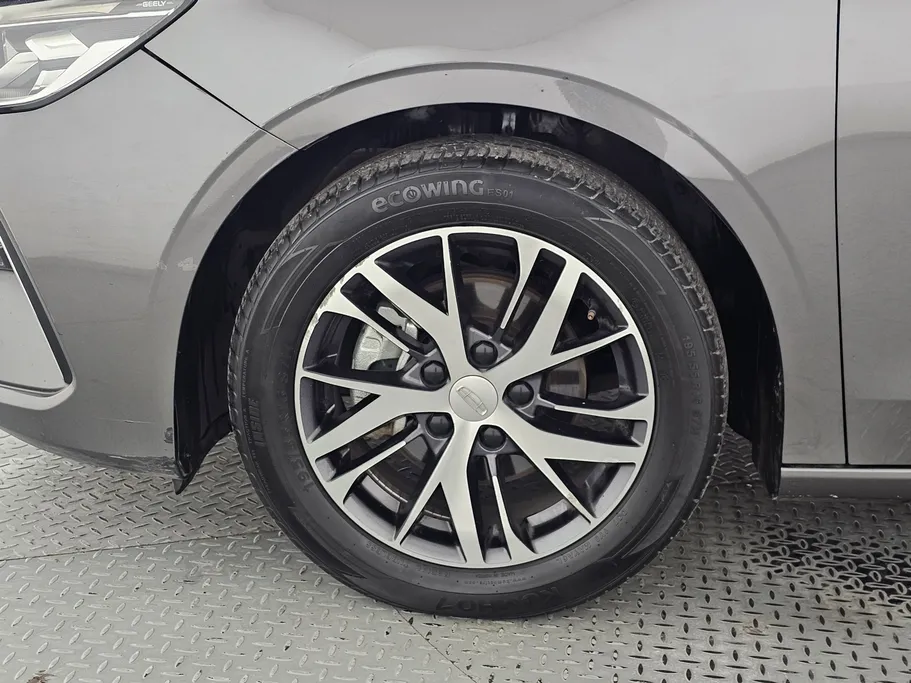 جيلي امجراند GS 2024 