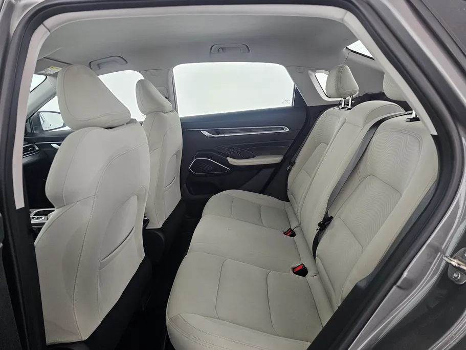 جيلي امجراند GS 2024 