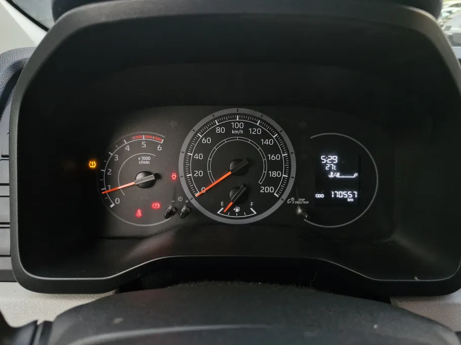 2022 Toyota Haice ثلاجة  