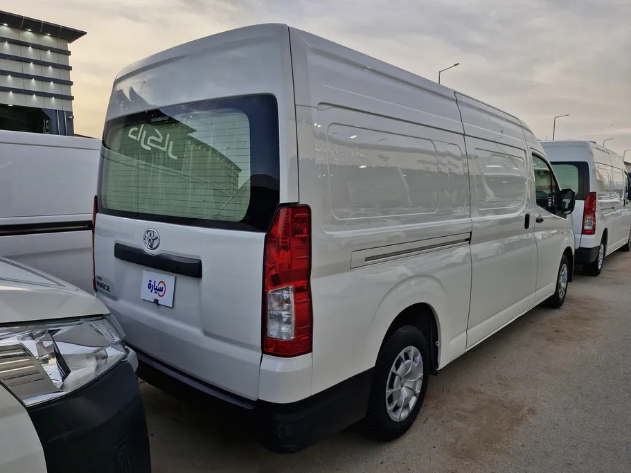 تويوتا هايس فان بضاعه 2021 