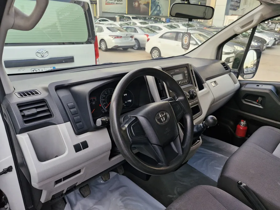 تويوتا هايس فان بضاعه 2021 