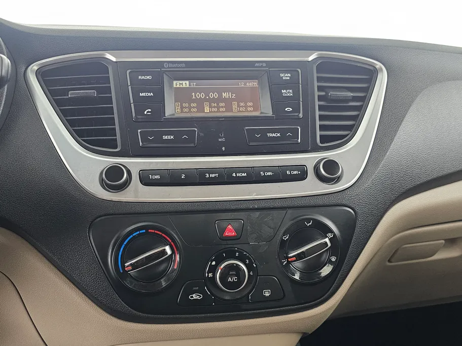 هيونداي اكسنت سمارت 2022 