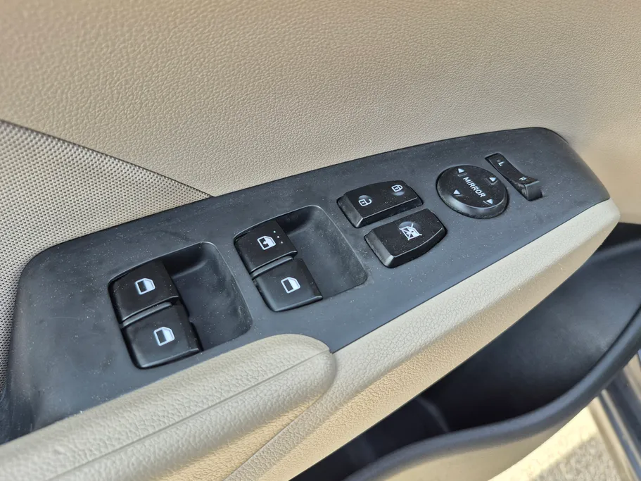 2023 هيونداي Accent سمارت 